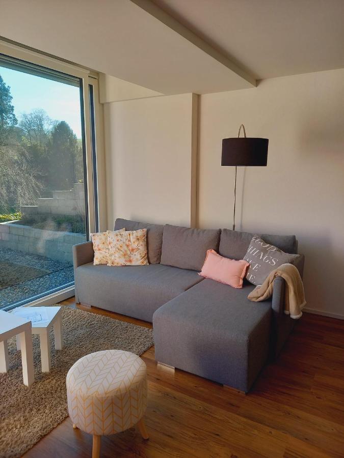 Neue An Stadtrand Mit Parkplatz Apartment