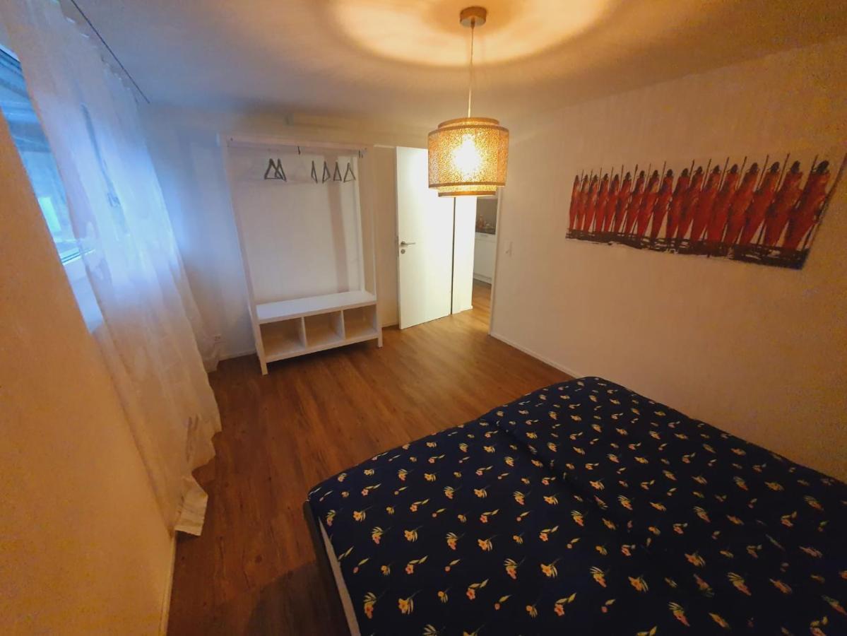 Apartment Neue An Stadtrand Mit Parkplatz